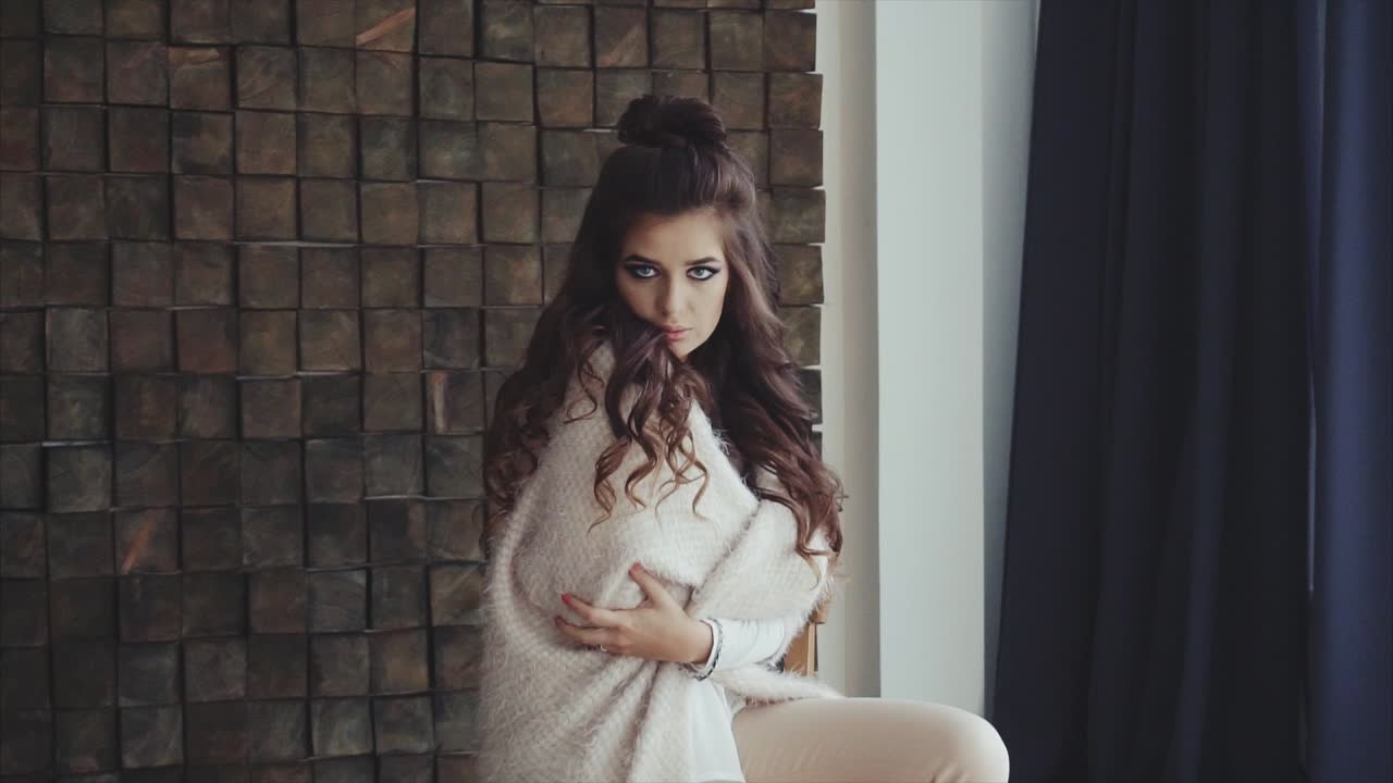 la mujer de la ventana.