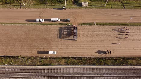 Comienza-La-Carrera-De-Caballos-En-El-Hipódromo-De-Palermo-En-Buenos-Aires