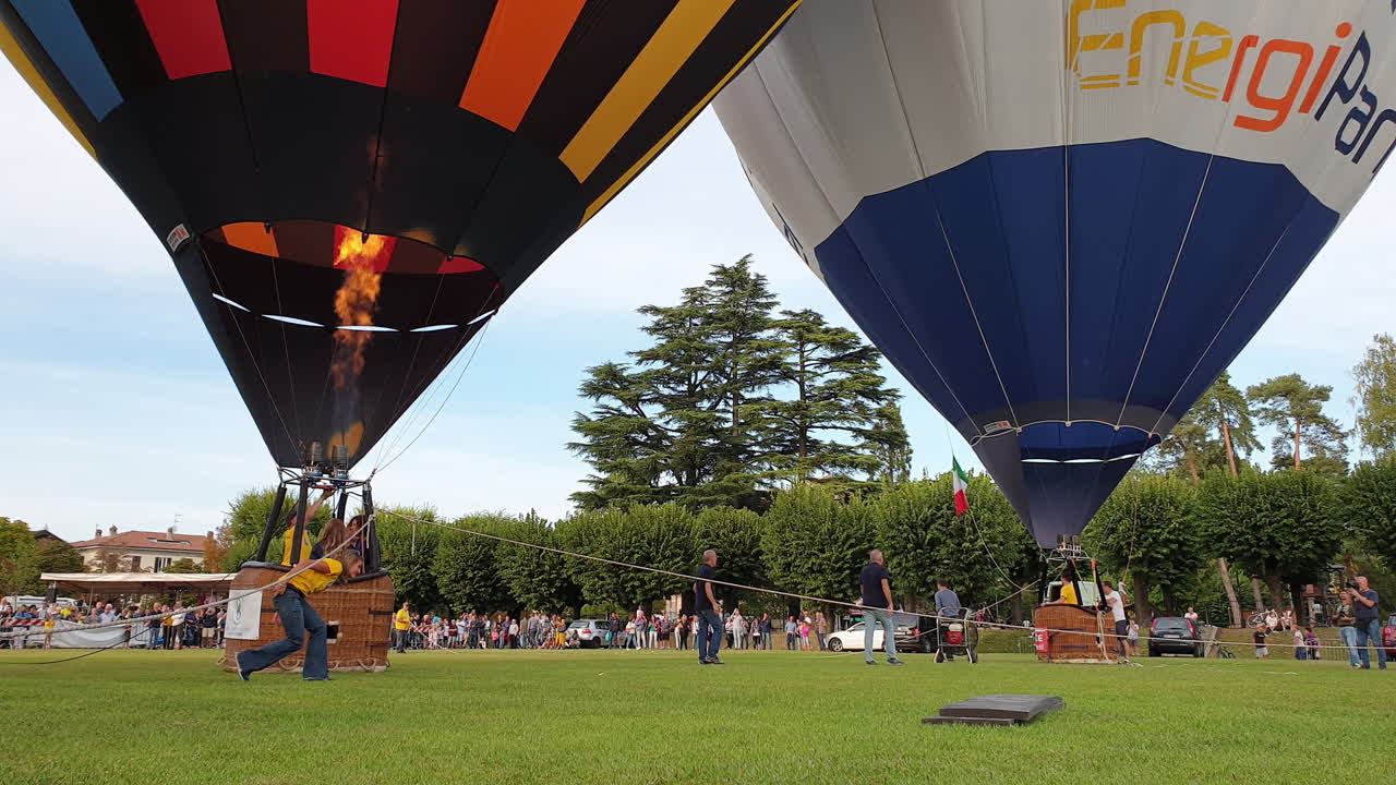 flaming to launch hot air balloon, low angle still shot