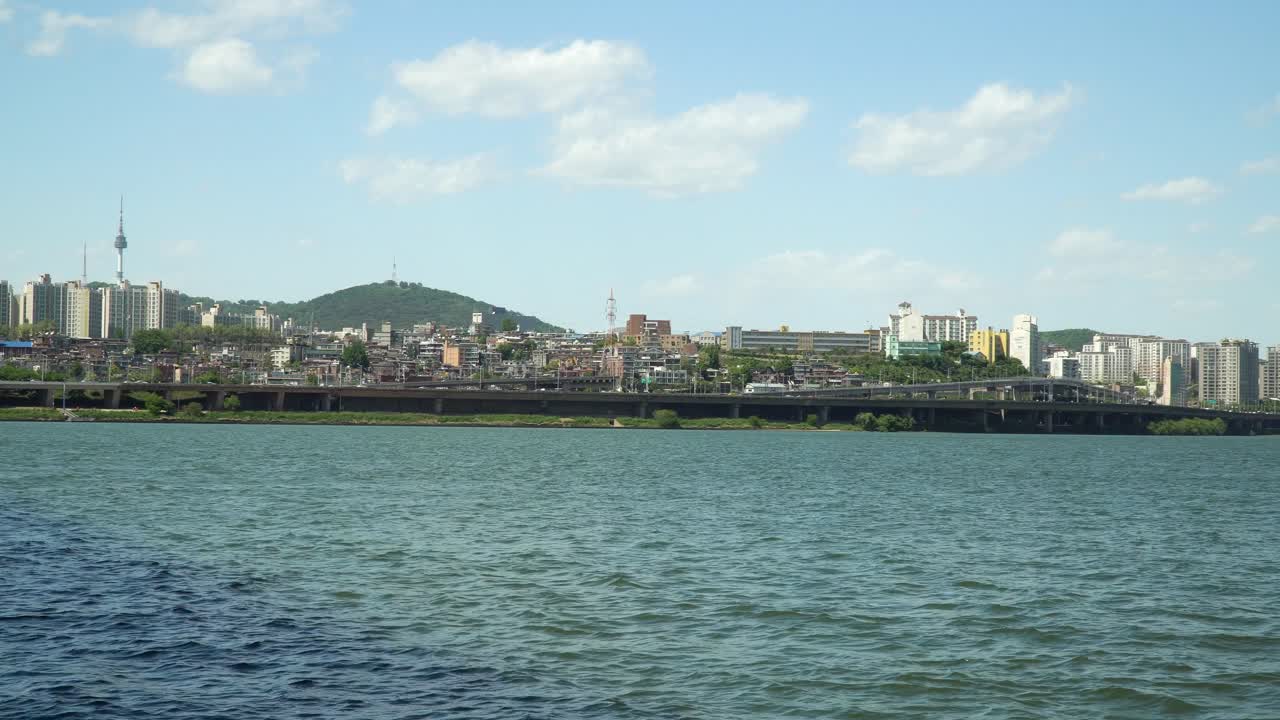 서울의 흐린 날, 한강변, 남산타워, 용산구 배경, 정적, 광각, 4k, 복사 공간, 템플릿