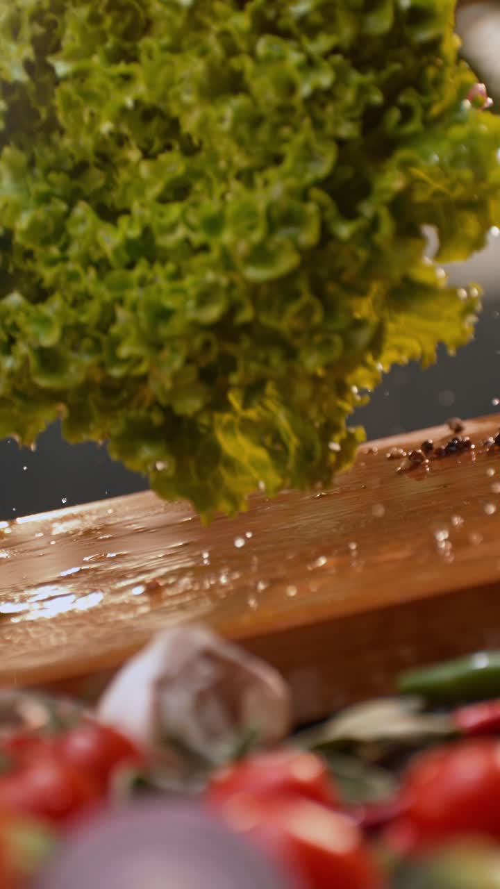 ingredientes frescos para ensaladas