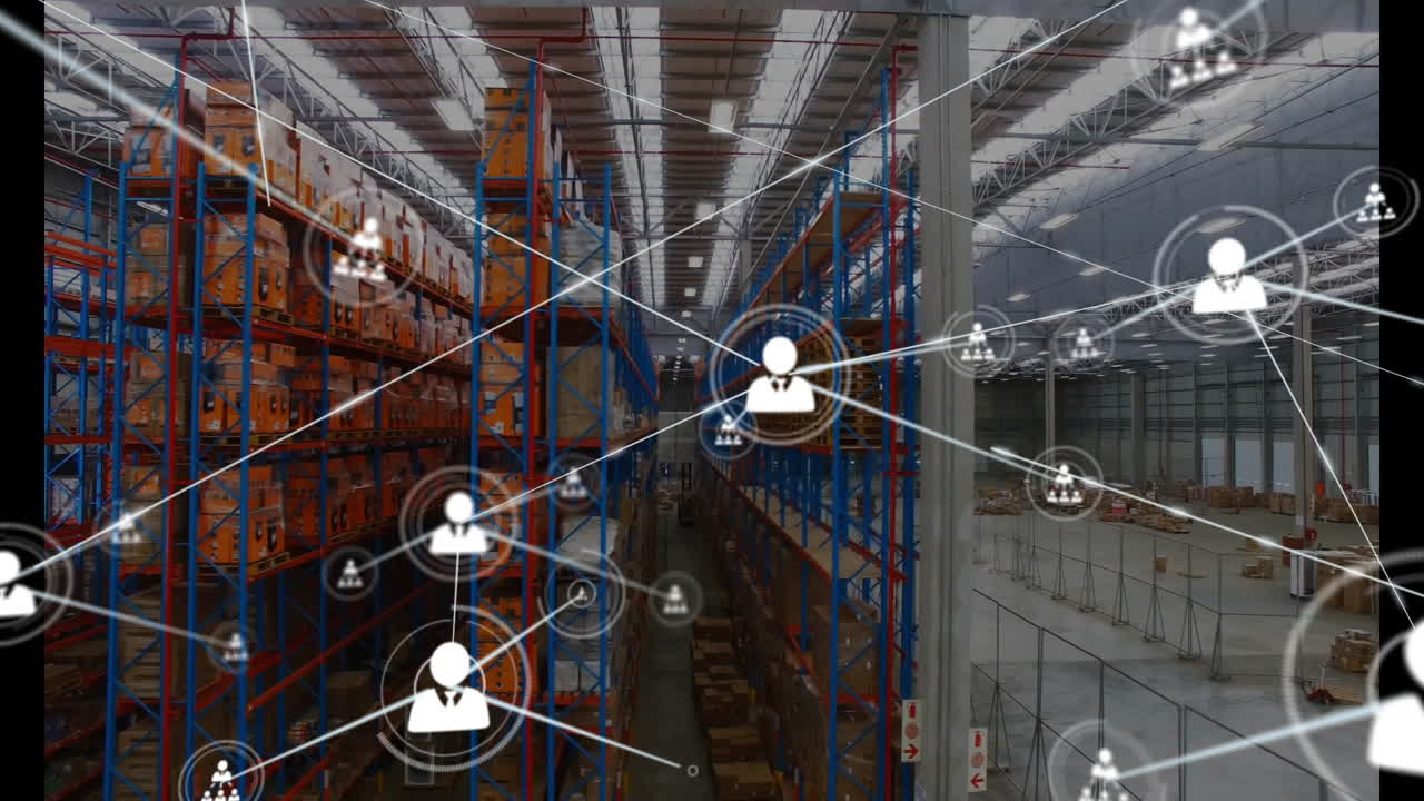 Rete di connessioni e animazione di elaborazione dati su interno di magazzino.