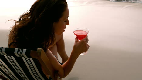 Woman-drinking-cocktail