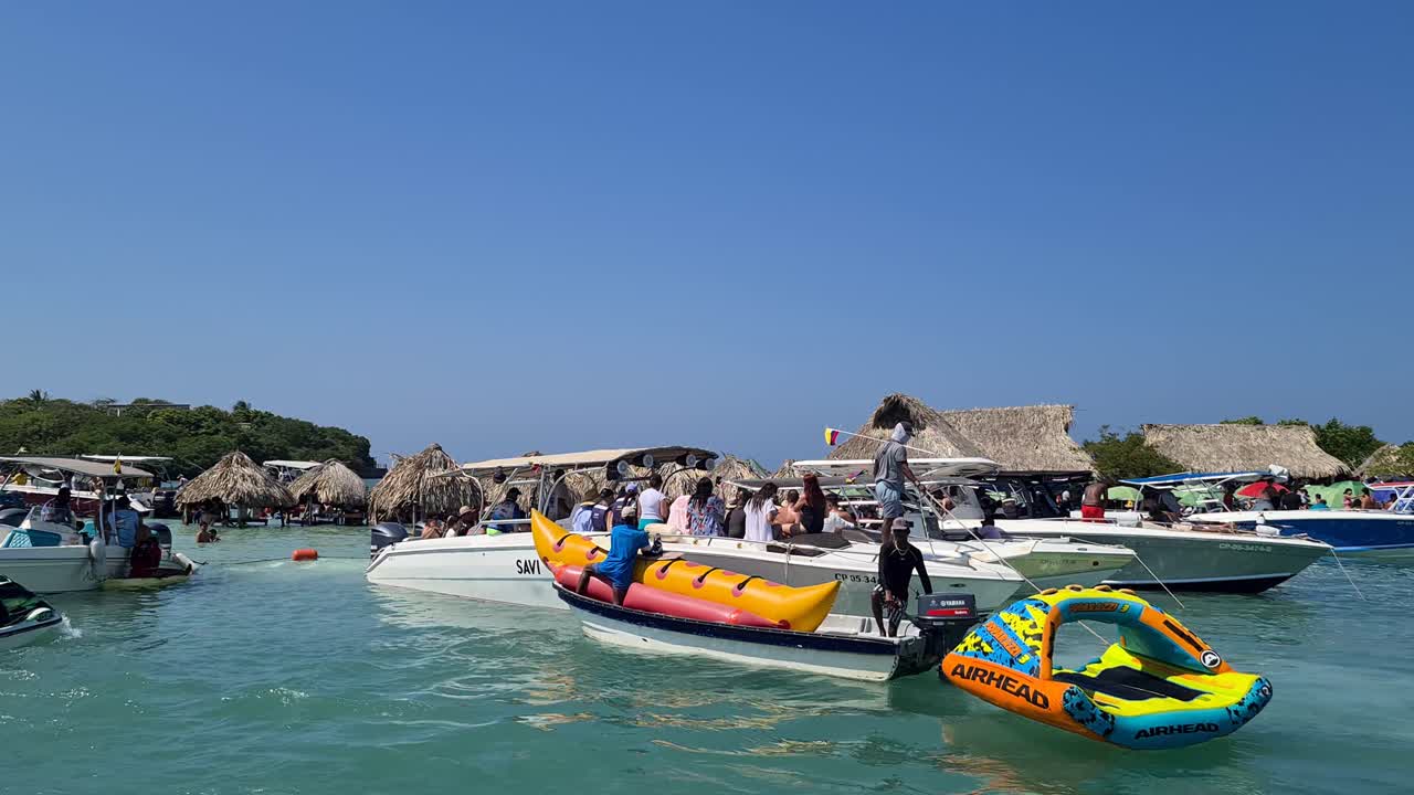 Cholon Party Island, Boats and People, Rosario Islands Archipelago, Cartagena Colombia