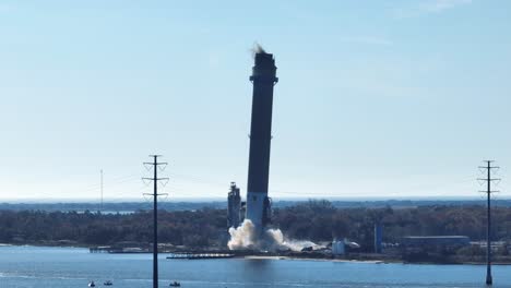 Abriss-Des-Beesley&#39;s-Point-Tower