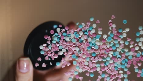 sprinkles falling from lens cap