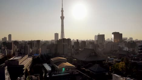 Drohnen-Luftaufnahme-Des-Sonnenaufgangs-In-Tokio-Japan.mp4