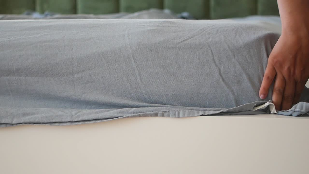 침대를 짓는 것