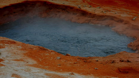 námafjall en el área geotérmica de hverir, islandia