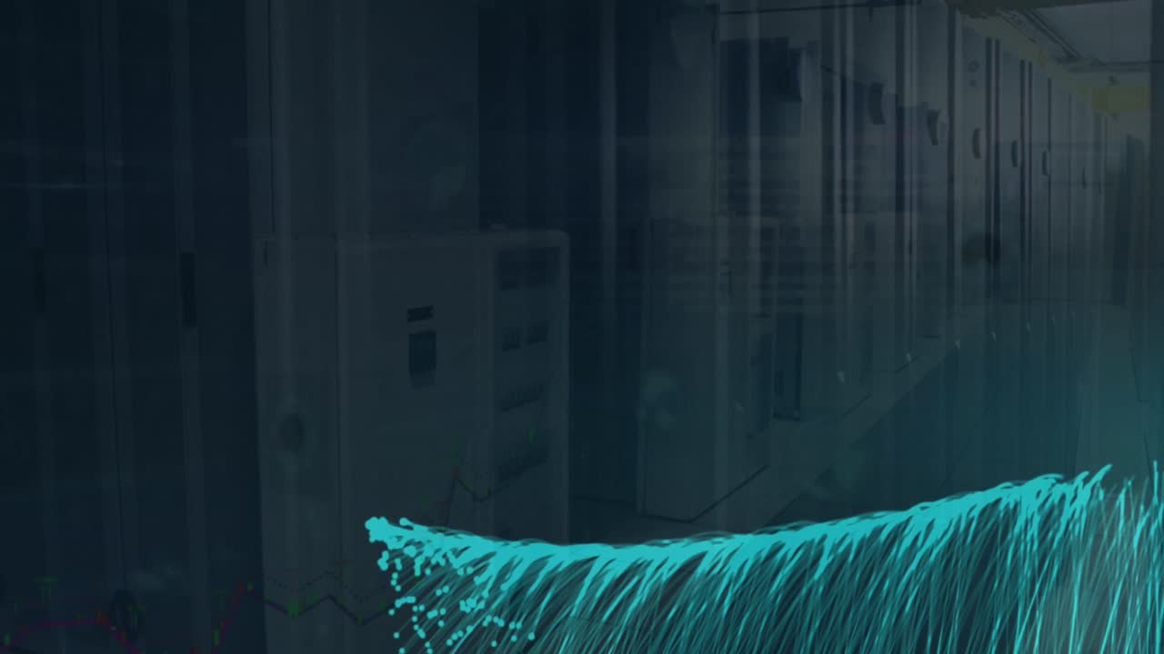 빈 컴퓨터 서버 방 위에 반이는 녹색 빛의 트레일의 애니메이션