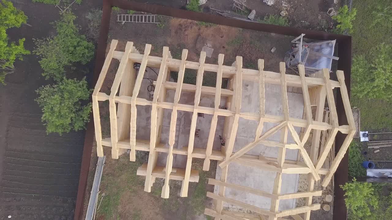 Log Cabin House Construction