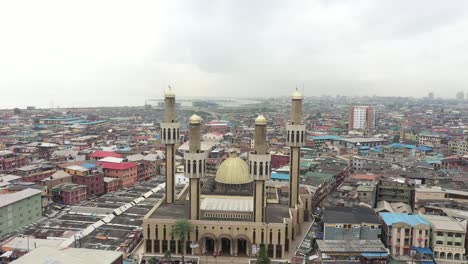 The-Lagos-Central-Mosque-is-an-important-jum'at-mosque-in-Lagos-Island-and-home-of-the-Chief-Imam-of-Lagos