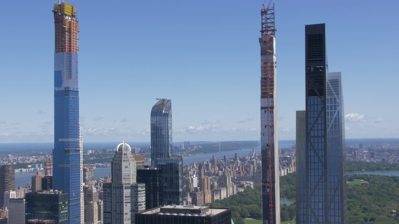 toma de mano de las nuevas construcciones del parque central