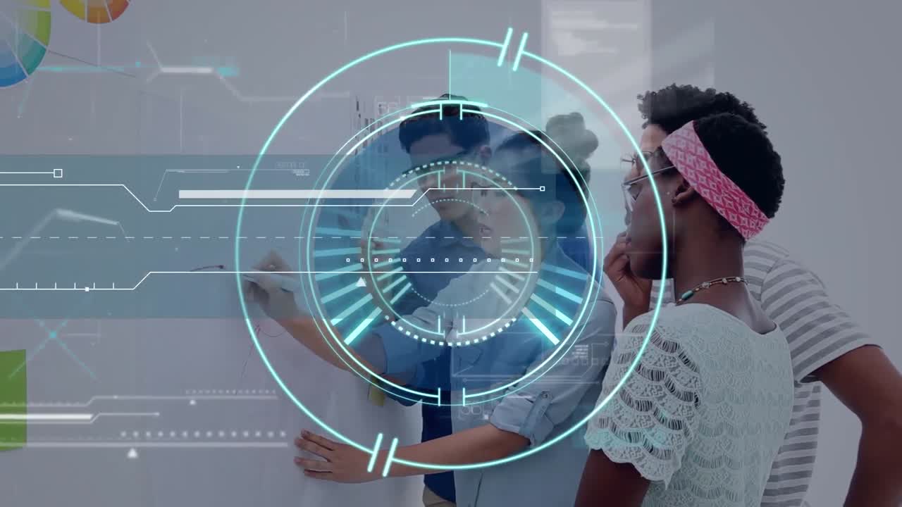 Animation av skanner som bearbetar data över olika kollegor som arbetar på kontoret.