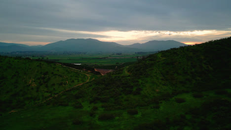 Santiago-De-Chile-Natur-Skyline-Im-Morgengrauen