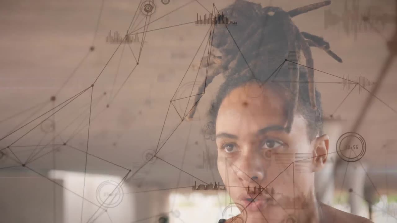 red de conexiones y procesamiento de datos contra la mujer afroamericana en forma que trabaja