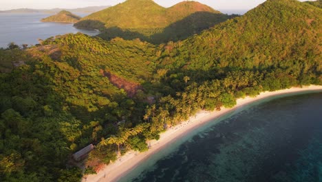 video de un avión no tripulado de 4k de una impresionante isla paradisíaca tropical en palawan, filipinas