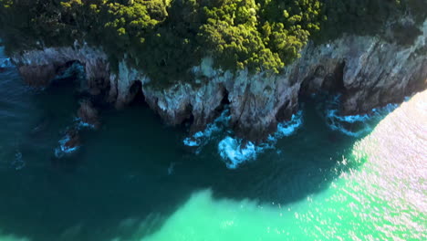 Aerial-View-of-Scenic-Islands-in-Whangamata,-New-Zealand