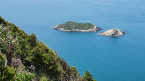 藍色海洋水和熱帶島<unk>的美麗景色