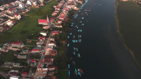 Reveal-shot-of-Phong-nha-city-at-Vietnam,-aerial