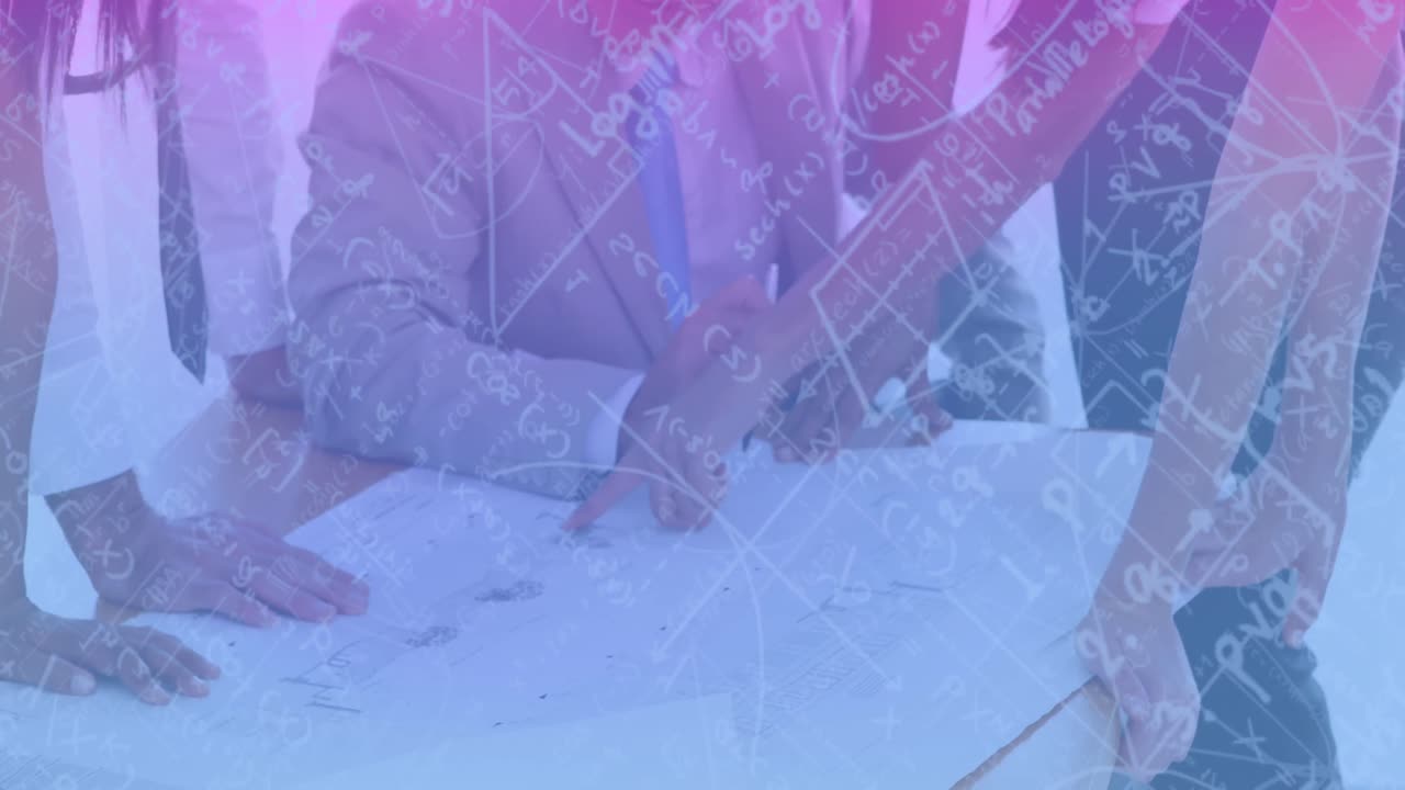 함께 일하는 사업가 그룹에 대한 수학적 데이터 처리의 애니메이션