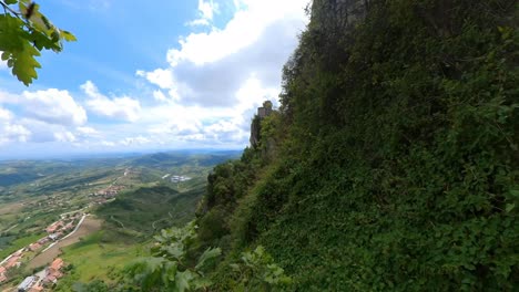 Burgturm-Auf-Dem-Berg-Titan-In-San-Marino