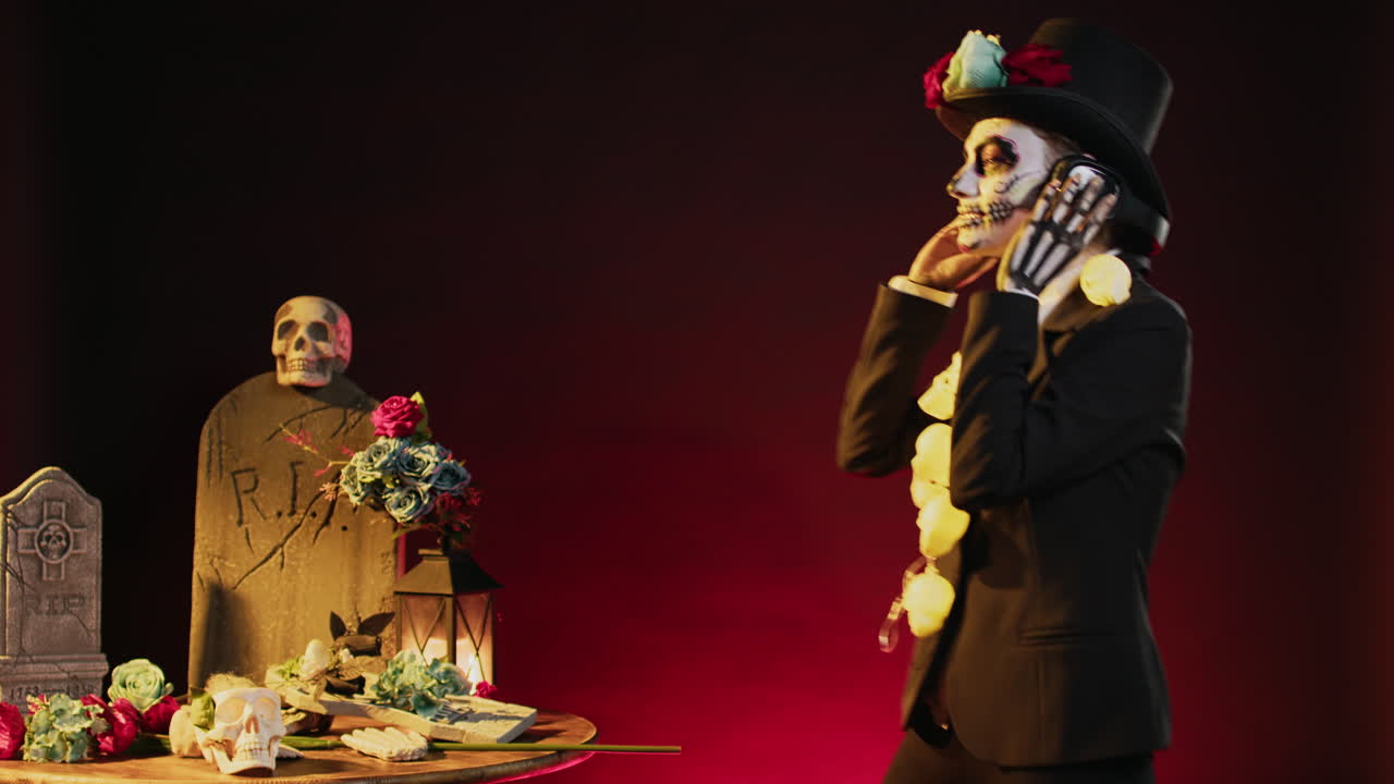 Woman dressed up as La Catrina celebrating Day of the Dead