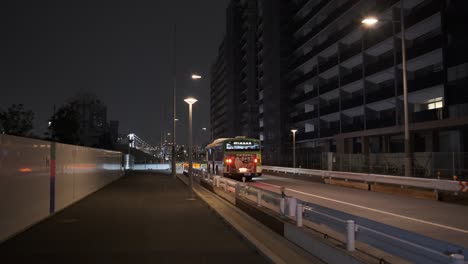 도쿄 하루미 재개발 지역 야간 전망 2022년 6월