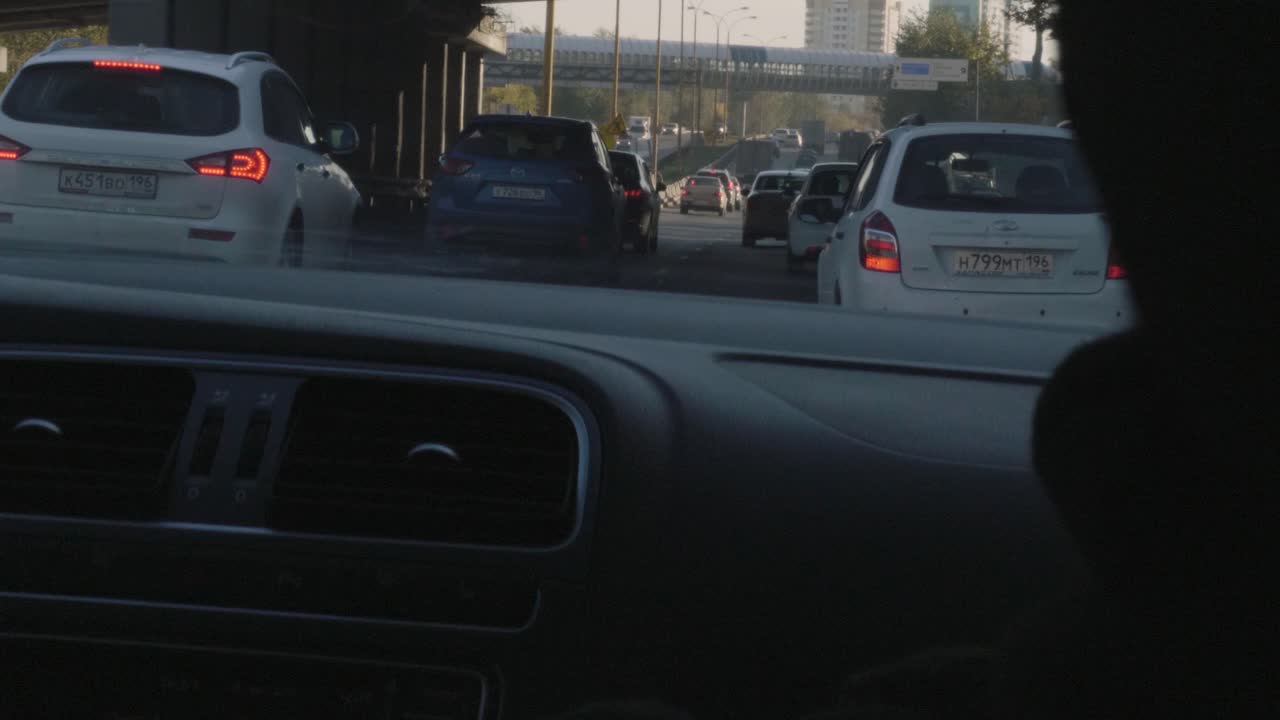 자동차 에서 볼 수 있는 도시 교통 체증