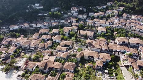 Word-heritage-site-in-Albania,-Berat