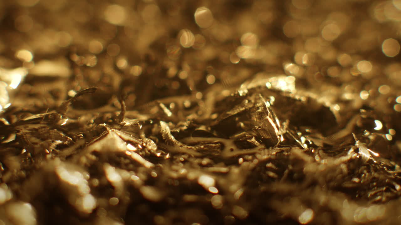 Golden color metal alloy fillings