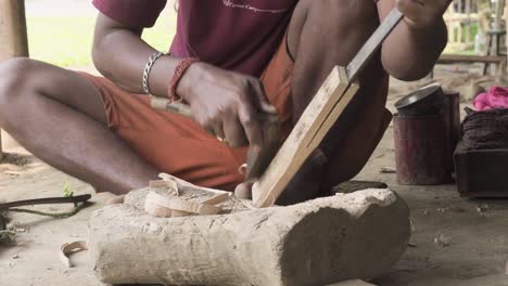 hand grip creation using a blacksmith hammer