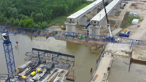 Toma-De-Vista-Aérea-Del-Sitio-De-Construcción-Del-Puente