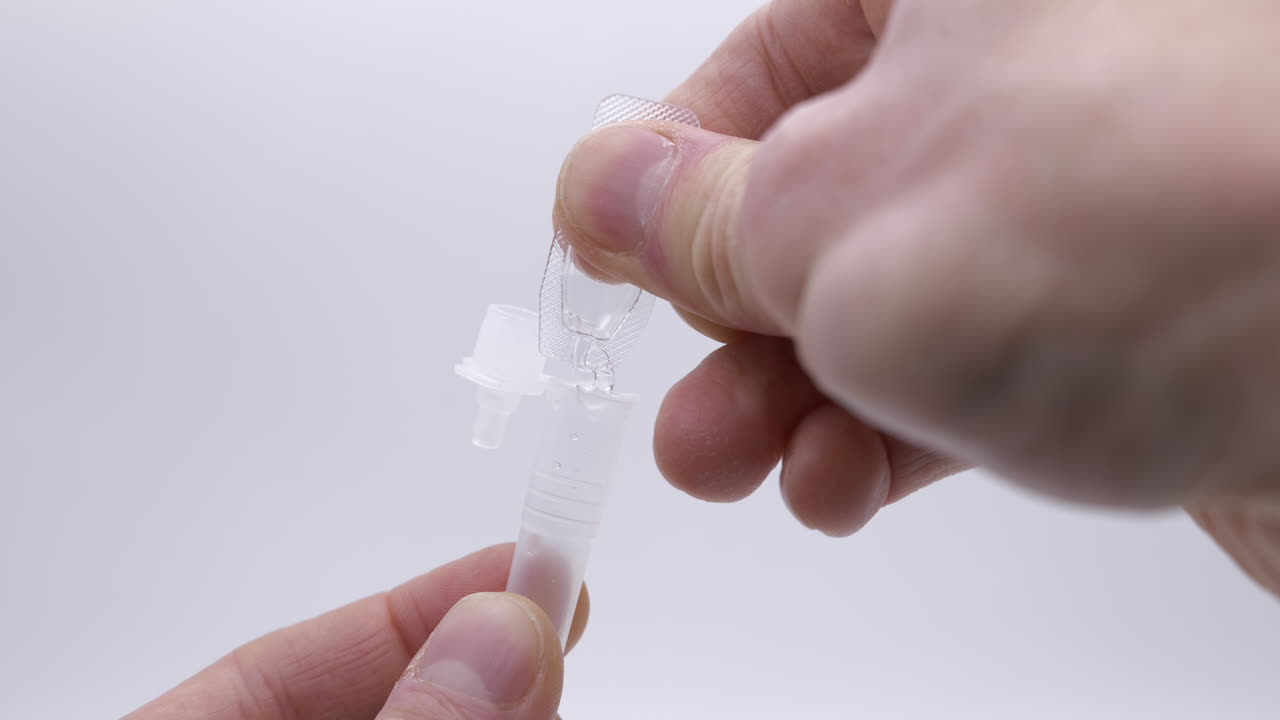 집에서 코로나19 자가 진단 키트 샘플 준비하기