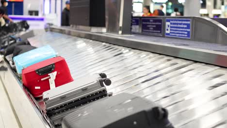 airport baggage claim