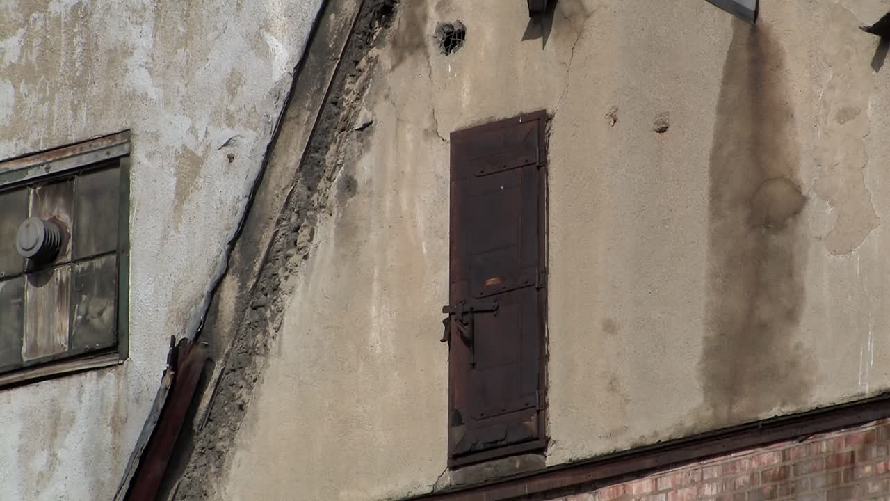 러셀 산업 센터, 디트로이트, 미시간의 녹슨 문