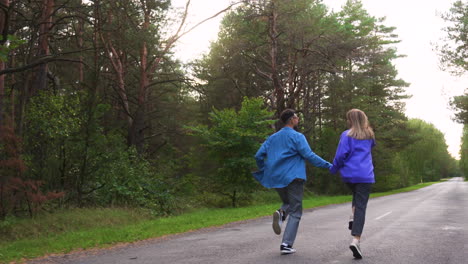 couple running in a road