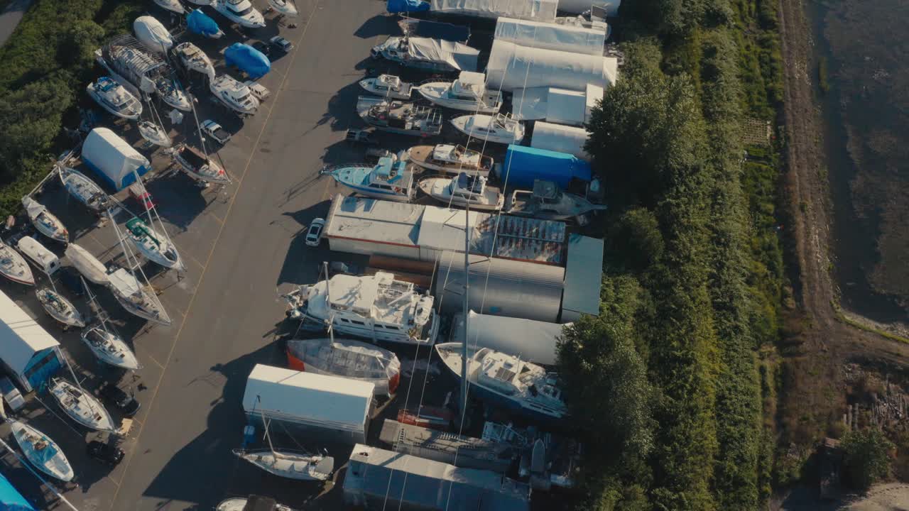 다양한 보트를 위한 수상 저장고 상공 비행 낚시 갑판 딩기 보우라이더 카타마란 커디 캐빈 센터 콘솔 하우스 보트 트롤 어선 요트 캐빈 크루저 일부 수리 중 2-2