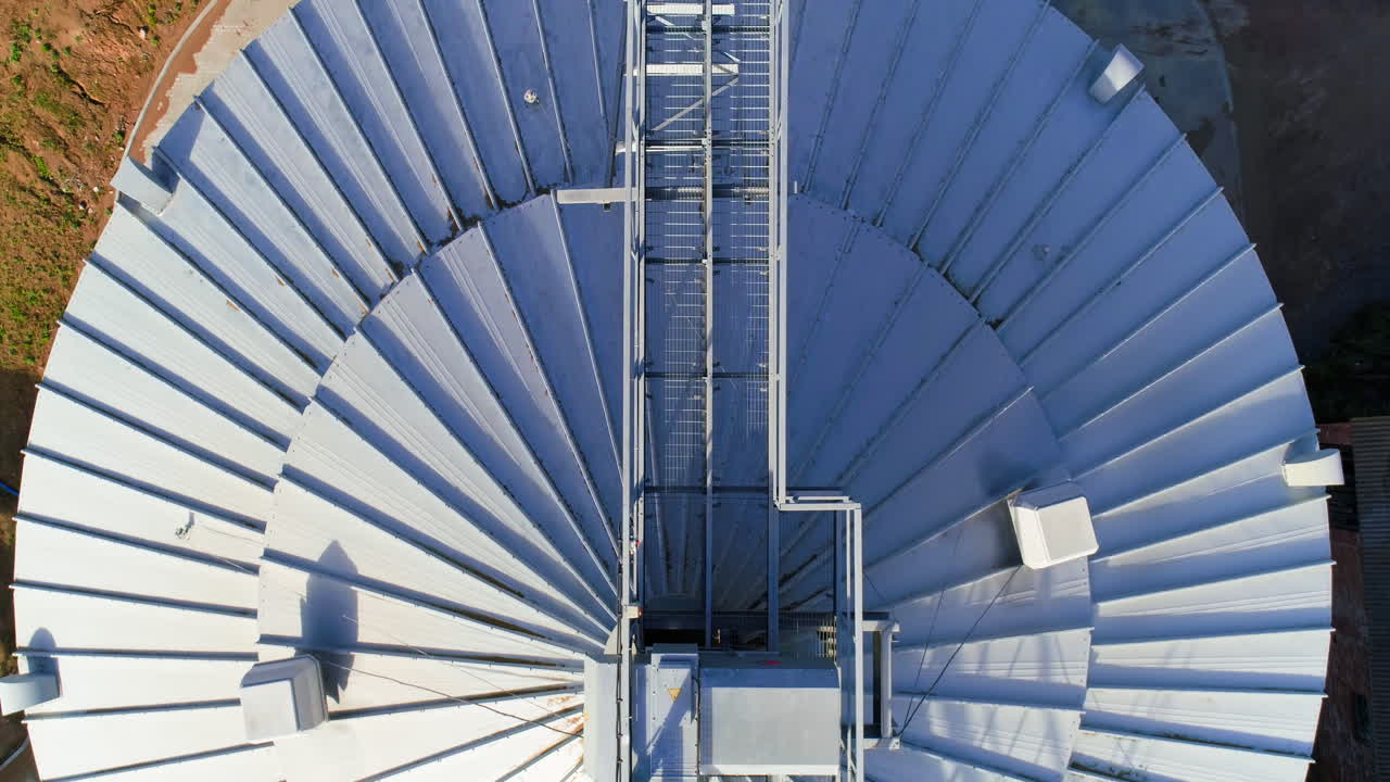 Grain drying complex construction. Grain elevator with metal containers for storing