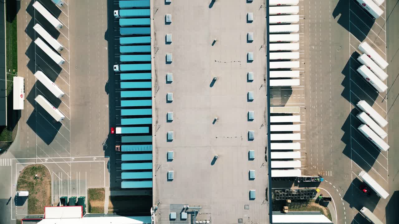 vista aérea del almacén de mercancías