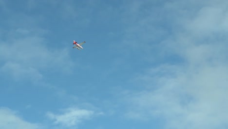 Seaplane-Flying-on-a-Partly-Cloudy-Day-From-Key-West,-Florida