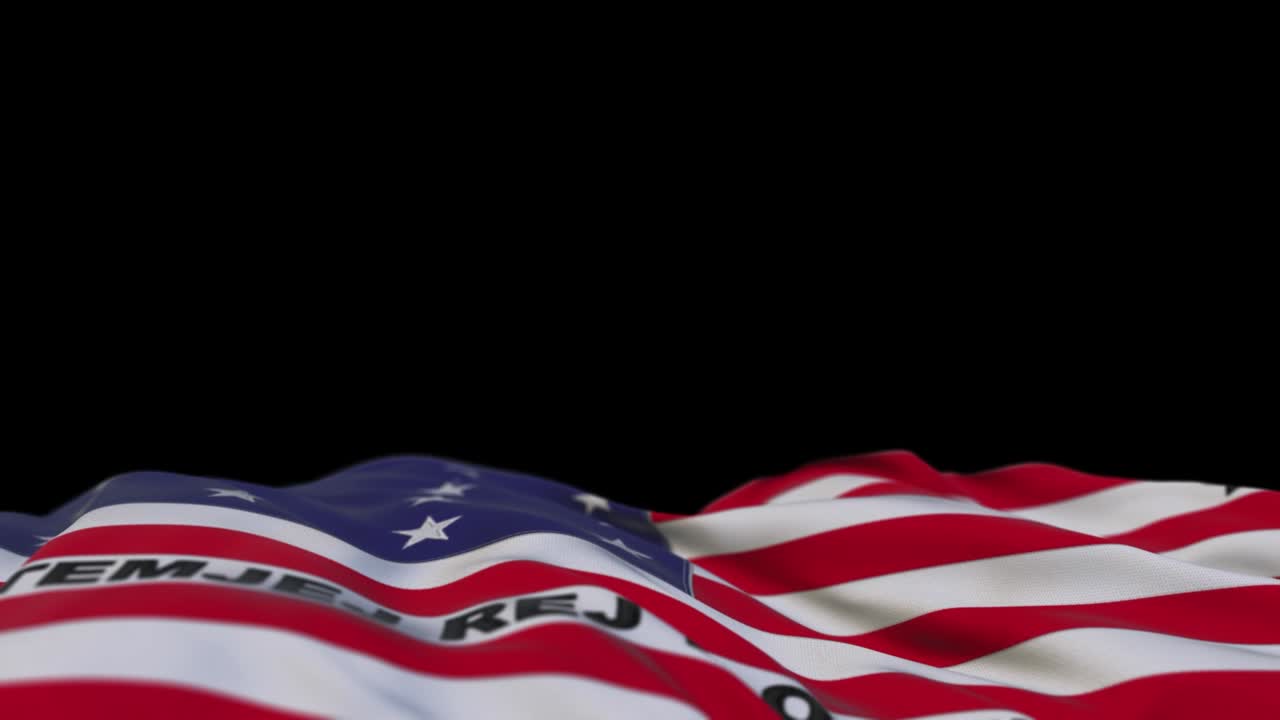 bikini atol bandera de tela ondeando en el bucle del viento. bikini atol bordado estampado plaga de tela balanceándose en la brisa. fondo negro medio lleno. lugar para el texto. bucle de 20 segundos.