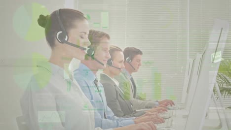 animación del registro de estadísticas sobre personas de negocios que usan auriculares telefónicos