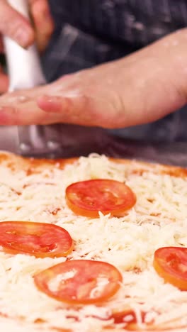 haciendo pizza en el mercado de ao nang