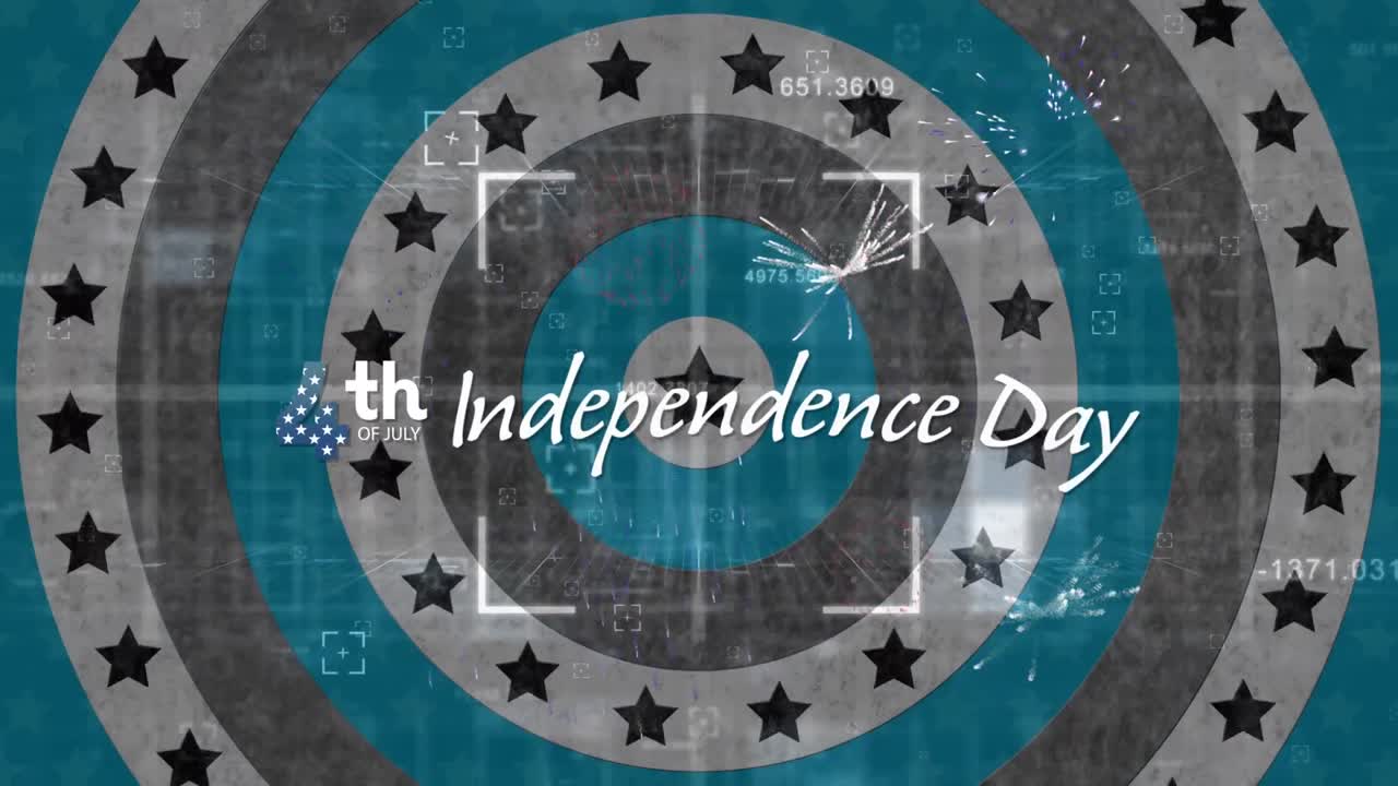 검은색과  ⁇ 색의 미국 국기 별과 원에 색칠된 독립기념일 텍스트의 애니메이션