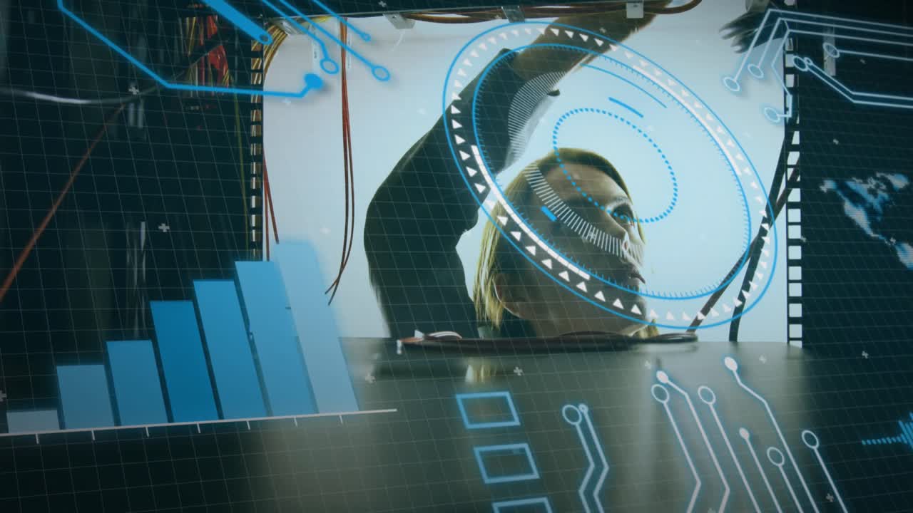 백인 여성 검사 서버를 통해 데이터 처리의 애니메이션