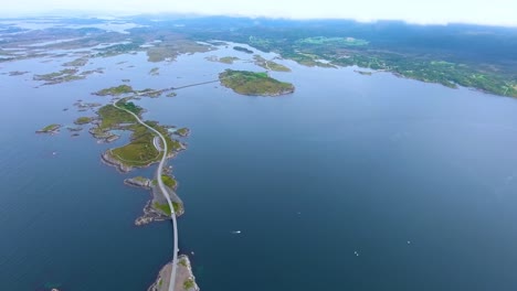 Fotografía-Aérea-De-La-Carretera-Del-Océano-Atlántico.