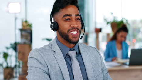 Happy-businessman,-call-center