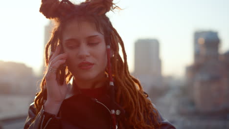 Upset-woman-speaking-cellphone-outdoor.-Frustrated-girl-using-phone-outside.