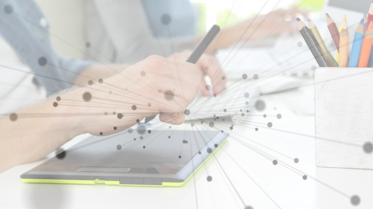 그래픽 태블릿과 컴퓨터를 사용하여 사람에 대한 연결 네트워크의 애니메이션